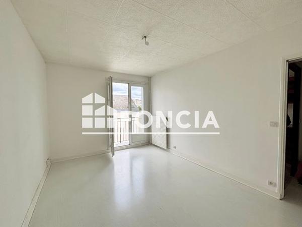 À vendre Studio 31 m² - Tours 37000