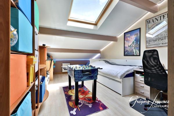 À vendre – Beau duplex 3 pièces de 78,19 m² au dernier étage, avec balcon, garage et place de parking privative