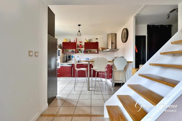 À vendre – Beau duplex 3 pièces de 78,19 m² au dernier étage, avec balcon, garage et place de parking privative