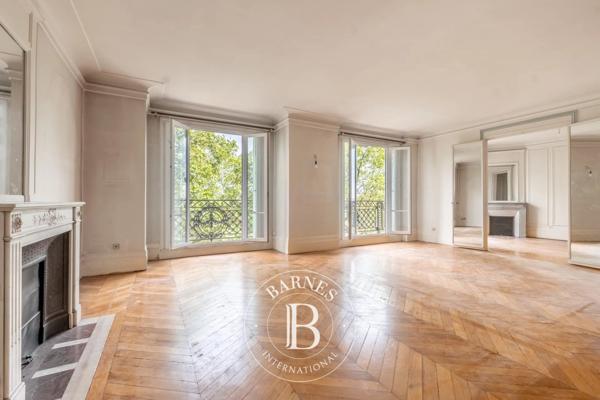 Paris 7ème, Appartement 2 Chambres -  137 m² à vendre