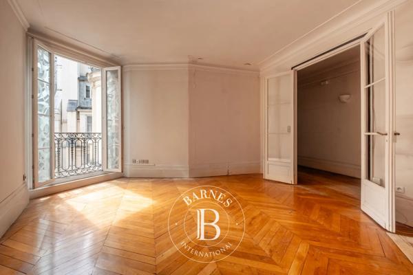 Paris 7ème, Appartement 2 Chambres -  137 m² à vendre