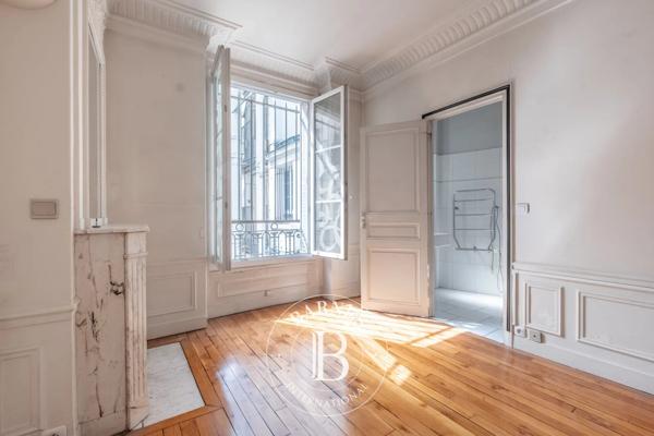 Paris 7ème, Appartement 2 Chambres -  137 m² à vendre