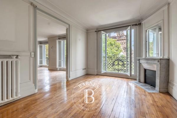 Paris 7ème, Appartement 2 Chambres -  137 m² à vendre