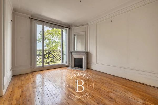 Paris 7ème, Appartement 2 Chambres -  137 m² à vendre