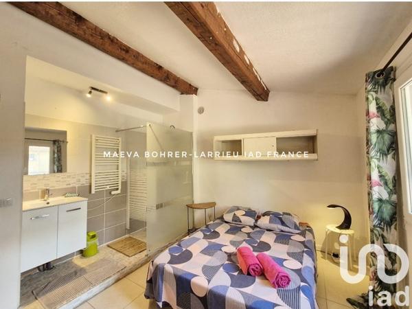 Maison à vendre 5 pièces 85 m² Saint-Cyr-sur-Mer