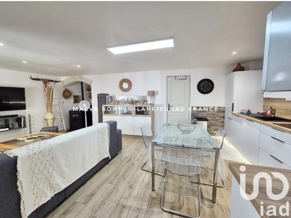 Maison à vendre 5 pièces 85 m² Saint-Cyr-sur-Mer