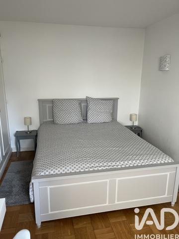 Location appartement 3 pièces 63 m² Fontainebleau