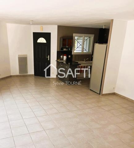 MAISON PLAIN PIED 4 CHAMBRES  TERRAIN DE 23800 m2