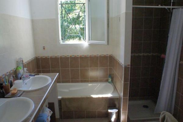 MAISON PLAIN PIED 4 CHAMBRES  TERRAIN DE 23800 m2