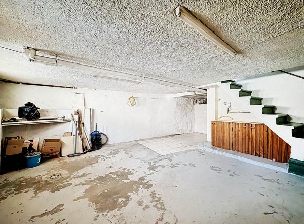 Maison
         4 pièces
        - 94 m² 175 000 € *