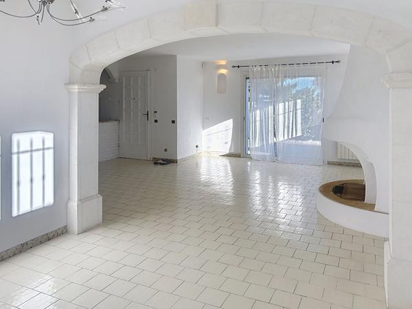 Maison 6 pièces à louer à Sausset-les-Pins, proche commodités
