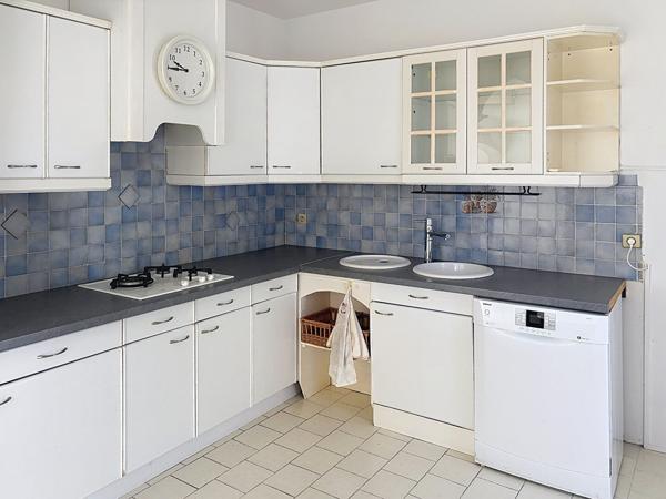 Maison 6 pièces à louer à Sausset-les-Pins, proche commodités