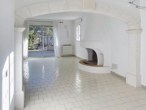 Maison 6 pièces à louer à Sausset-les-Pins, proche commodités