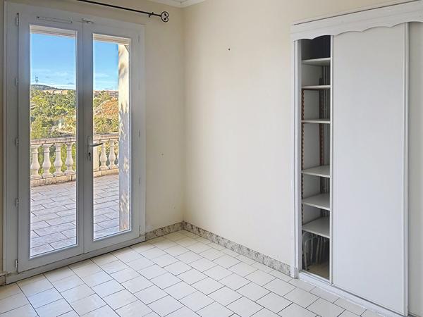 Maison 6 pièces à louer à Sausset-les-Pins, proche commodités