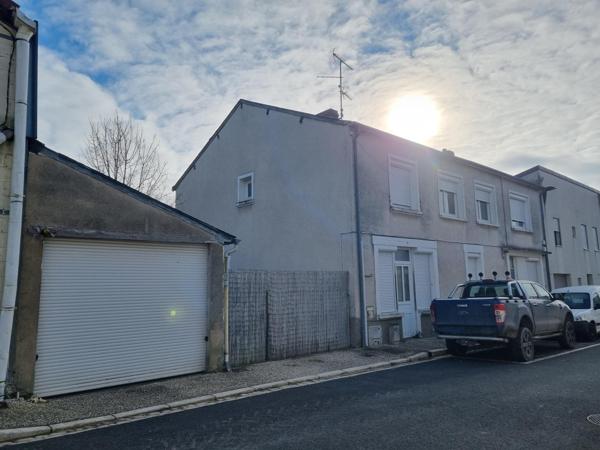 2 maisons de ville et 1 grand garage