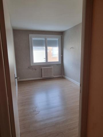 2 maisons de ville et 1 grand garage