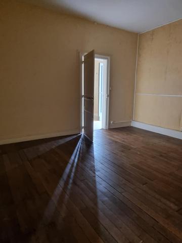 2 maisons de ville et 1 grand garage