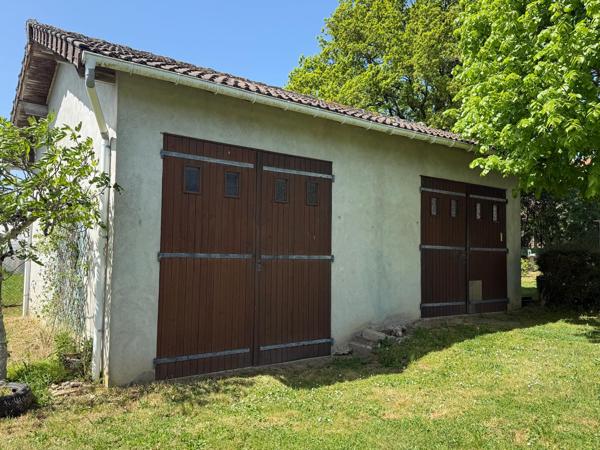 Maison
         4 pièces
        - 103 m² 215 000 € *