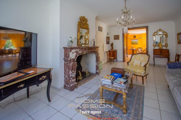 Maison
                                                                                                                                                                                                                                                                                                                        7 pièce(s)                                                                                                                                                                                                          5 chambre(s)                                                                                                                                                                                                          165  m²