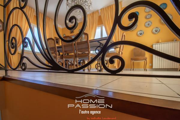Maison
                                                                                                                                                                                                                                                                                                                        7 pièce(s)                                                                                                                                                                                                          5 chambre(s)                                                                                                                                                                                                          165  m²