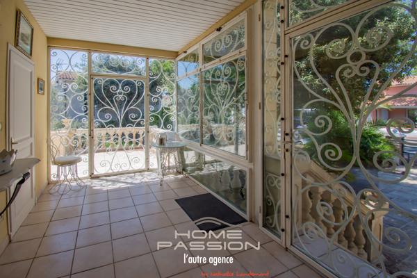 Maison
                                                                                                                                                                                                                                                                                                                        7 pièce(s)                                                                                                                                                                                                          5 chambre(s)                                                                                                                                                                                                          165  m²