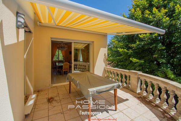 Maison
                                                                                                                                                                                                                                                                                                                        7 pièce(s)                                                                                                                                                                                                          5 chambre(s)                                                                                                                                                                                                          165  m²