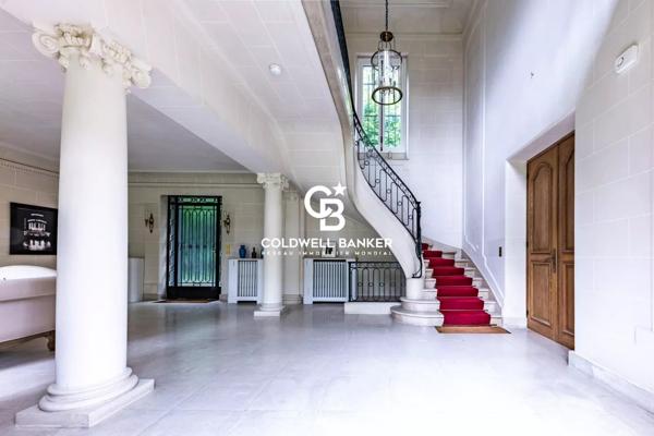 Hôtel particulier 12 pièces à vendre Marnes la Coquette - 92430 / Réf: 21744-VD
