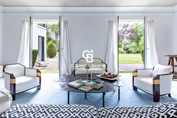 Hôtel particulier 12 pièces à vendre Marnes la Coquette - 92430 / Réf: 21744-VD