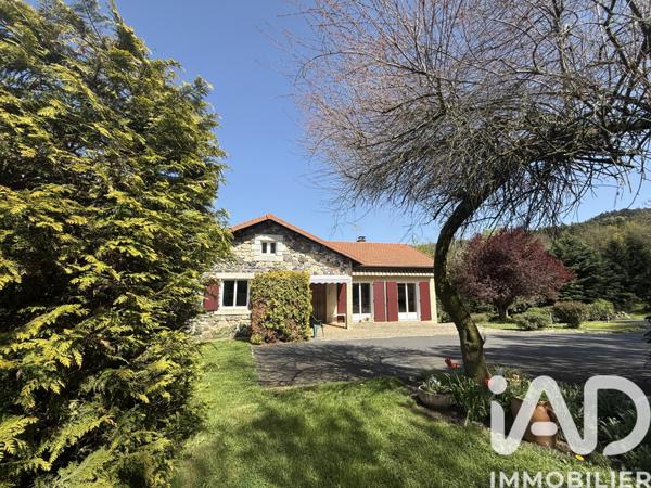 Maison à vendre 6 pièces 138 m² Saint-Germain-Laprade