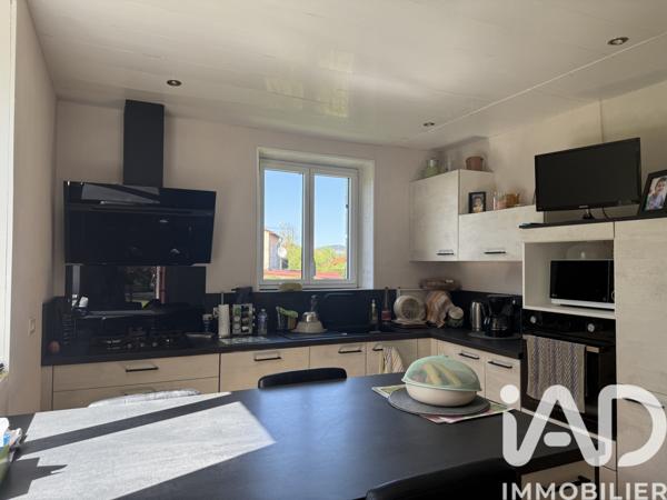 Maison à vendre 6 pièces 138 m² Saint-Germain-Laprade