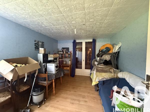 Maison à vendre 6 pièces 138 m² Saint-Germain-Laprade