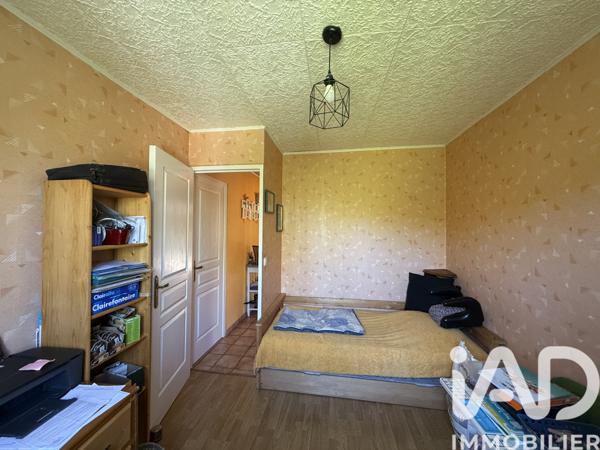 Maison à vendre 6 pièces 138 m² Saint-Germain-Laprade