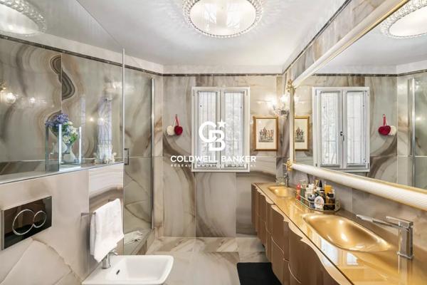 Villa 8 pièces à vendre Roquebrune Cap Martin - 06190 / Réf: 86139875