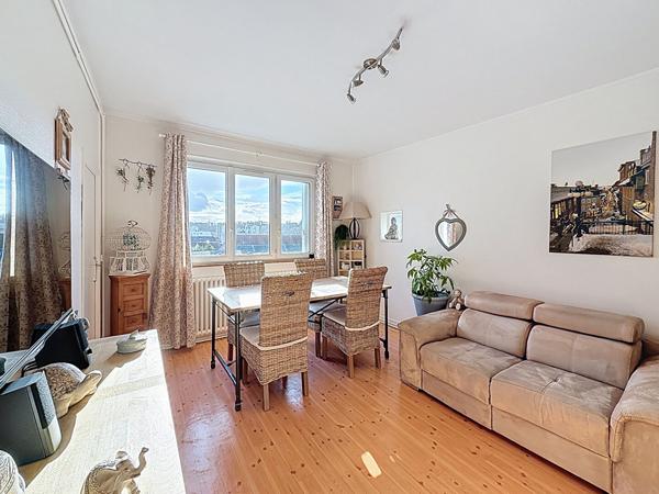 Meaux centre ville - Avenue Clémenceau - 10 minutes à pied de la gare - appartement F4 - 3 chambres - 1 loggia transformée en bureau - Cave - Garage fermé et une place extérieure