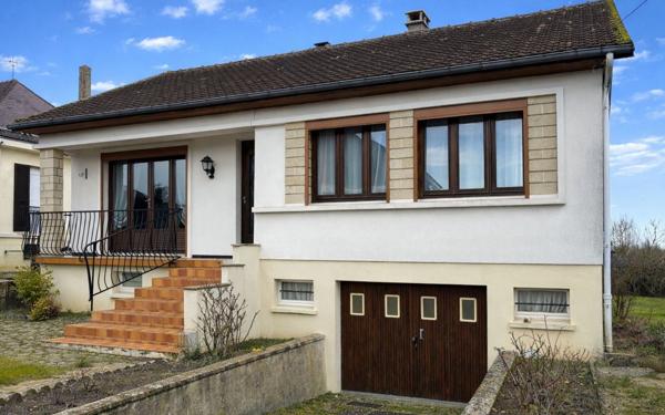 Maison à vendre    3 pièces •  Crépy