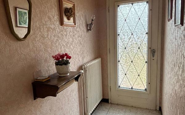 Maison à vendre    3 pièces •  Crépy