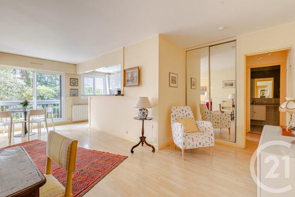 Appartement F3 à vendre  3 pièces - 71,87 m2 PARIS - 75005