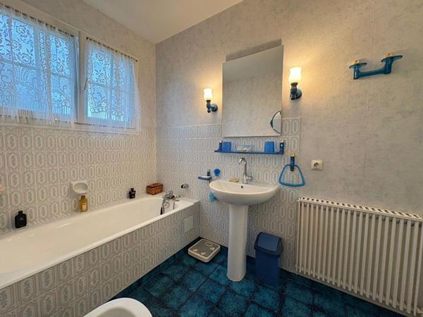 Maison plain -pied Saint Fort Sur Le Ne 130m² AVEC PISCINE GARAGE