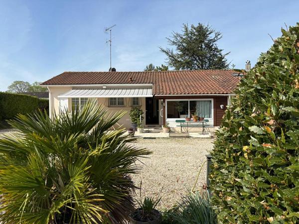 Maison plain -pied Saint Fort Sur Le Ne 130m² AVEC PISCINE GARAGE
