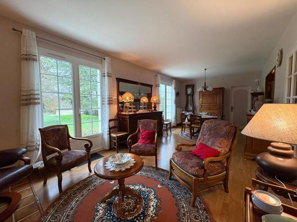 Maison plain -pied Saint Fort Sur Le Ne 130m² AVEC PISCINE GARAGE