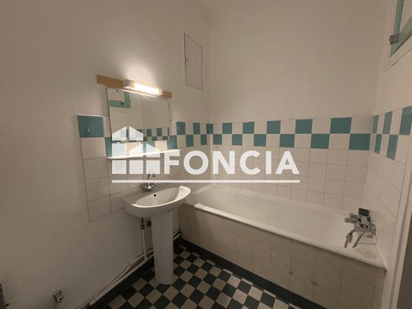 Location Studio 37.88 m² - 6 RUE HENRI LE CHATELIER Grenoble 38000