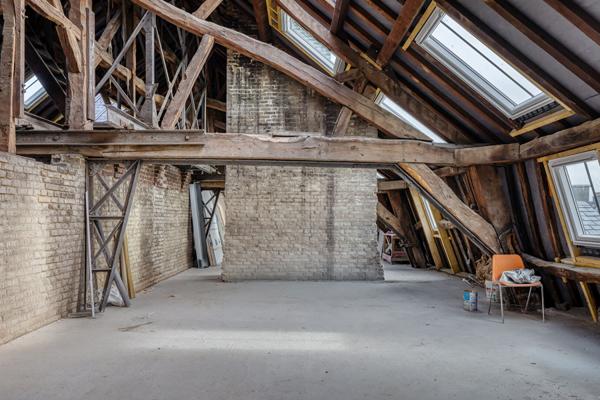 Combles à finir d’aménager en coeur de ville