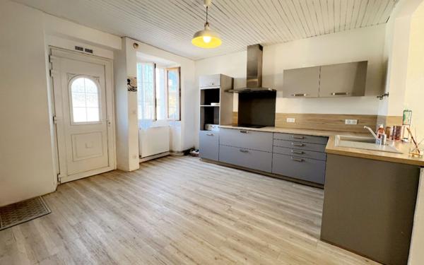 Maison à vendre    5 pièces •  Saint-Dizier