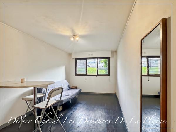 Noisy-le-Roi (78590) CHAMBRE DE SERVICE LA GAILLARDERIE