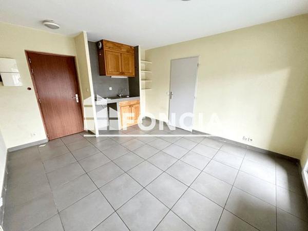 Location Studio 36 m² - 10 & 12 & 14 & 16 ROUTE DES VIGNES Saint Julien En Genevois 74160