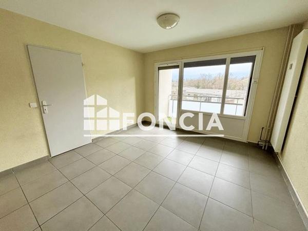 Location Studio 36 m² - 10 & 12 & 14 & 16 ROUTE DES VIGNES Saint Julien En Genevois 74160