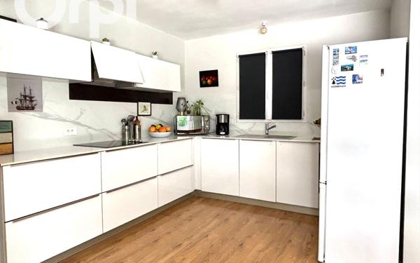 Maison à vendre    6 pièces •  Marennes