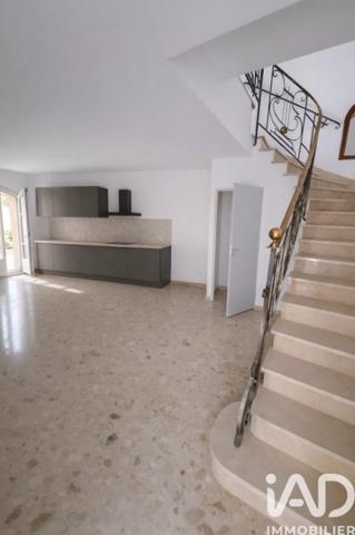Location maison 4 pièces 75,97 m² Générac
