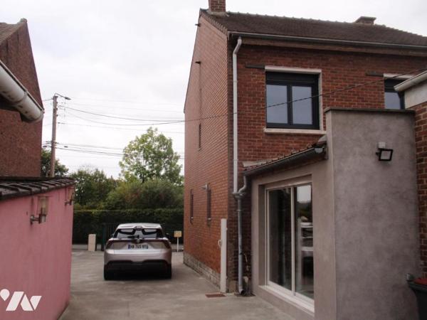 A VENDRE 2 MAISONS OIGNIES