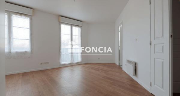 À vendre Appartement 2 pièces 44 m² - Corbeil-essonnes 91100